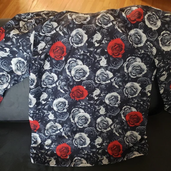 Running Jacket - Roses! - Picture 5 of 5